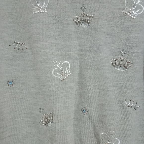 #405Talbot's Pure Merino Wool women's sweater with jewels. Size: Medium - Picture 4 of 7